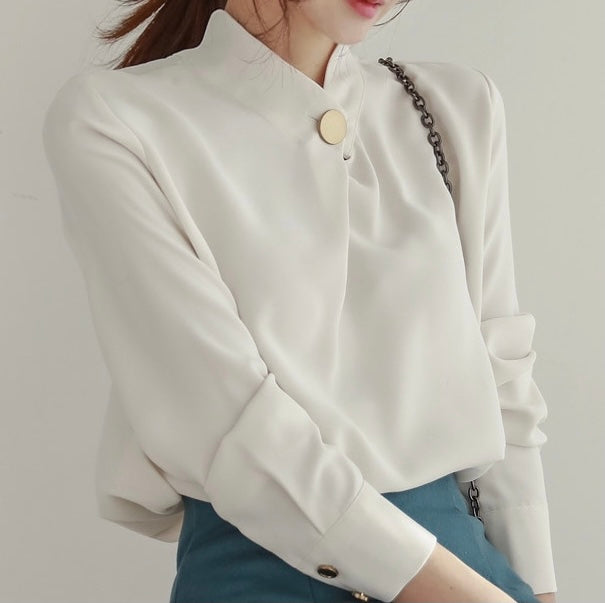 シフォンシャツ