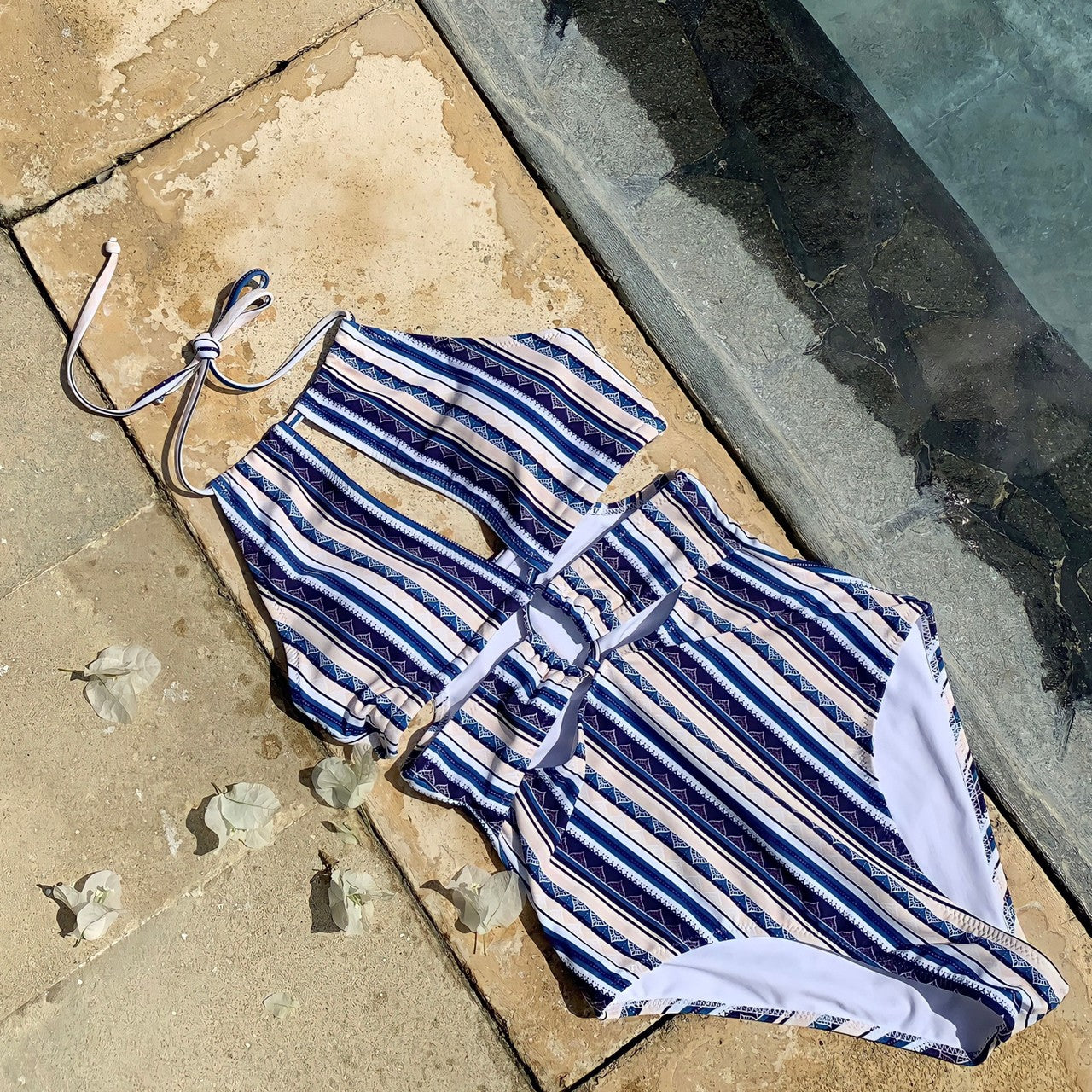 エスニック柄ワンピースビキニ