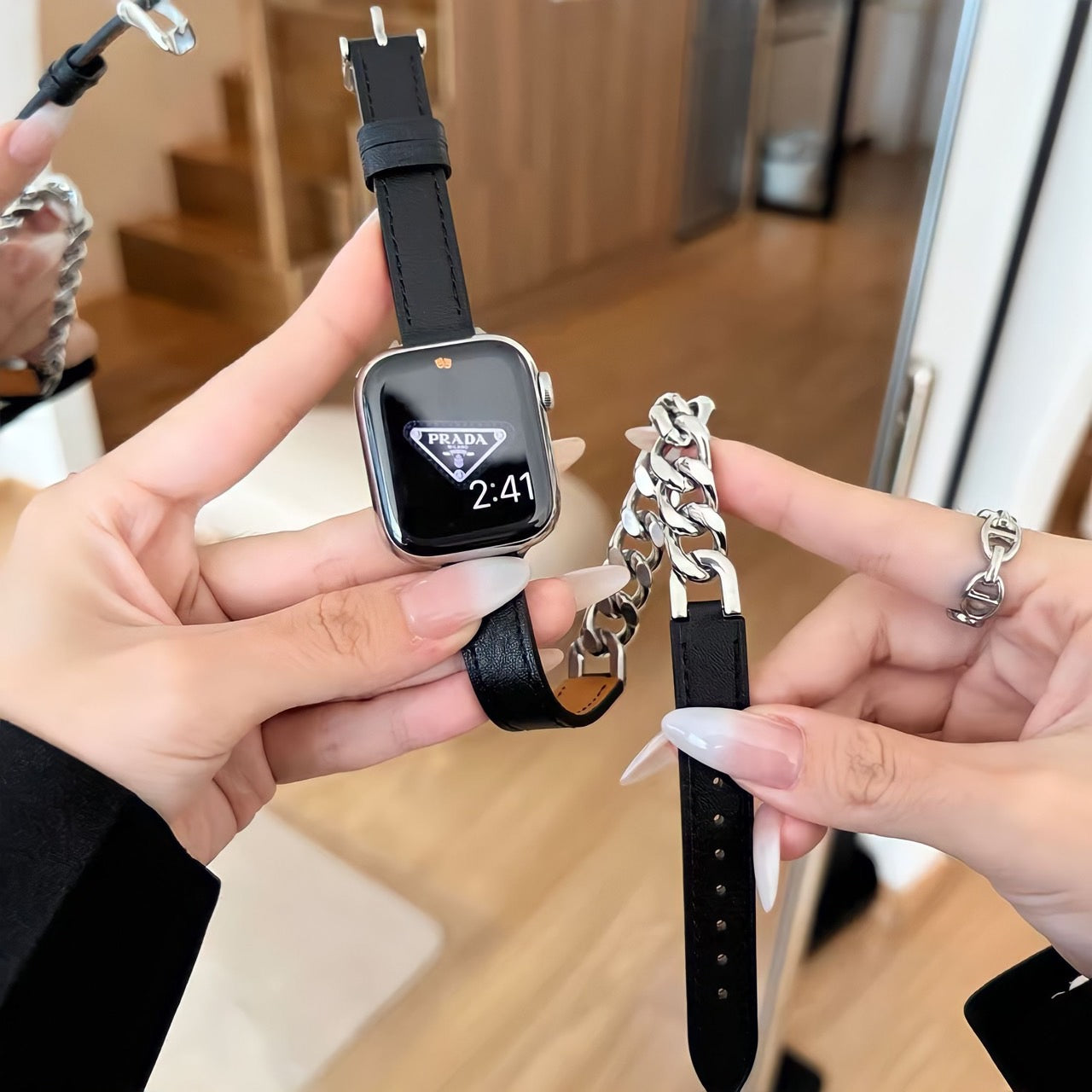 AppleWatchチェーンクロスベルトケース