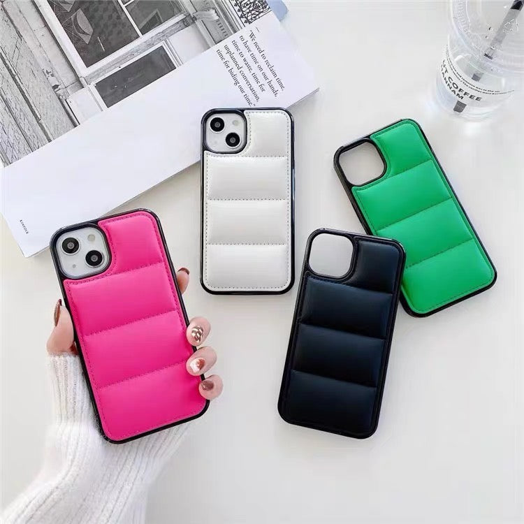 ダウン風iPhoneケース